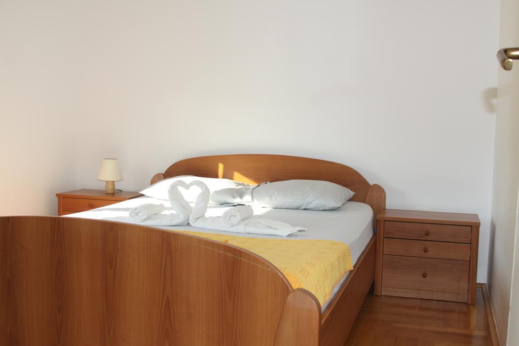 Apartments Becic بودفا المظهر الخارجي الصورة