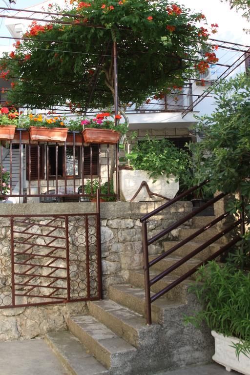Apartments Becic بودفا المظهر الخارجي الصورة