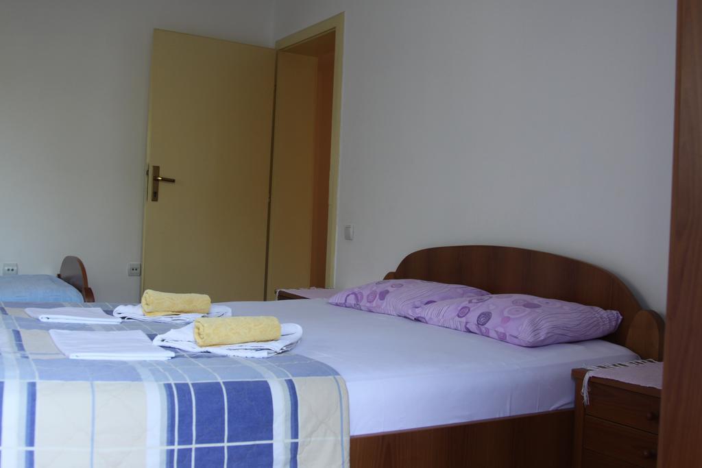 Apartments Becic بودفا المظهر الخارجي الصورة