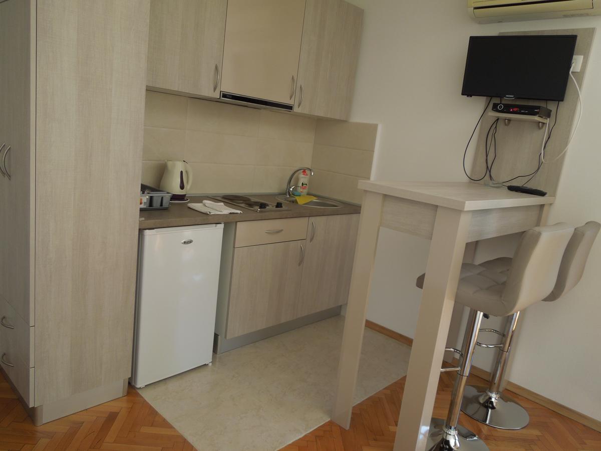 Apartments Becic بودفا المظهر الخارجي الصورة